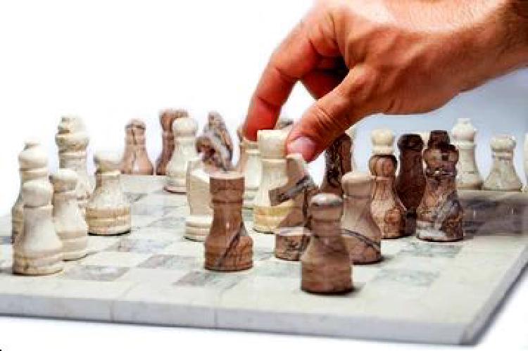 Мастерство игры в шашки: Умение ориентироваться на доске в соревновательных матчах