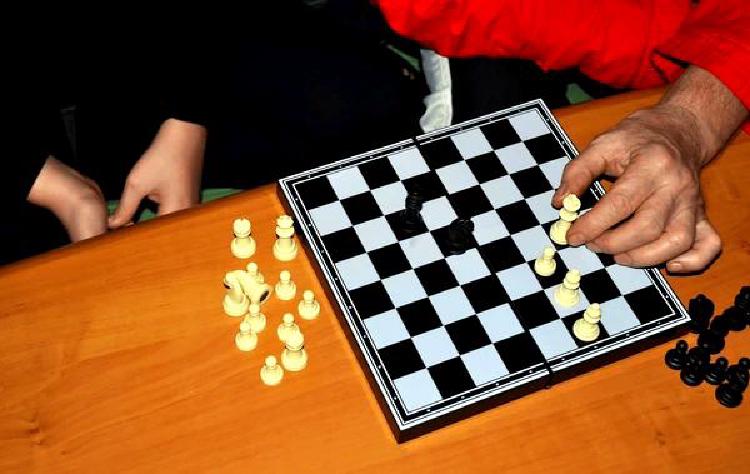 Мастерство игры в шашки соло: Пошаговая практика